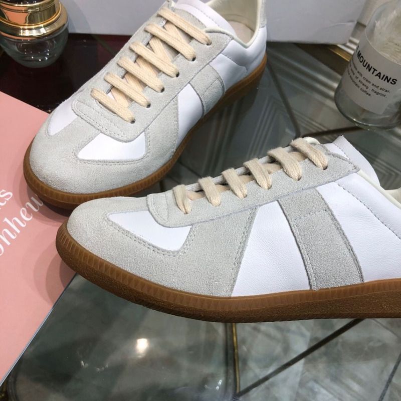 ma*s*n Ma*i*la low top sneaker