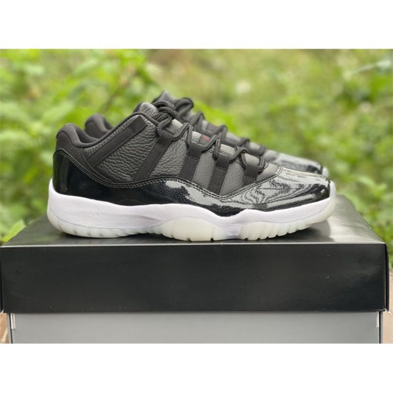 Jordan 11 Low