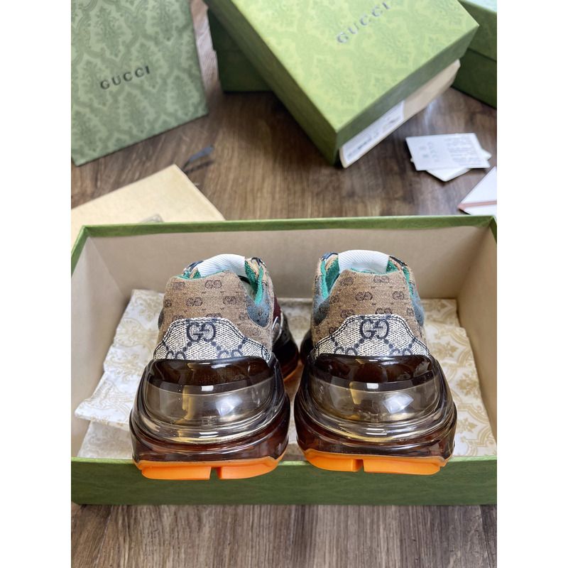 LV