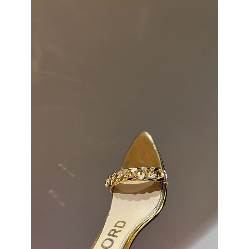 TOM FORD