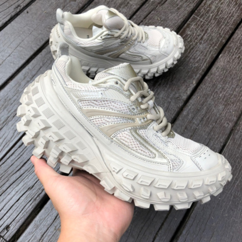 Ba*len*cia*ga defender mesh sneaker grey