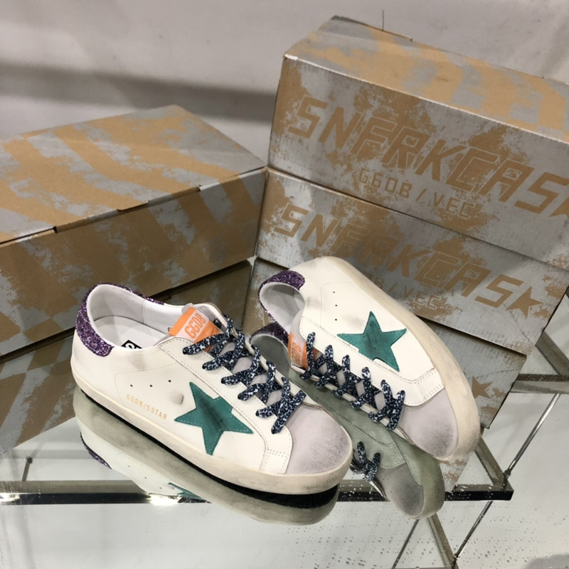 golden goose S*per-star sneakers white S*per-star sneakers with glittery purple rear