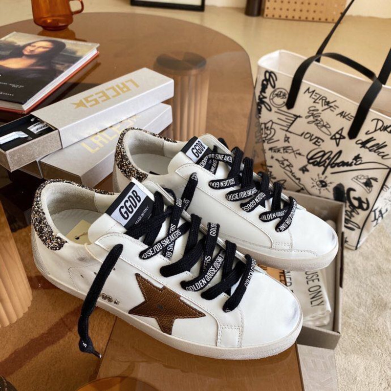 golden goose men’s S*per-star sneakers with golden star and leopard print heel tab