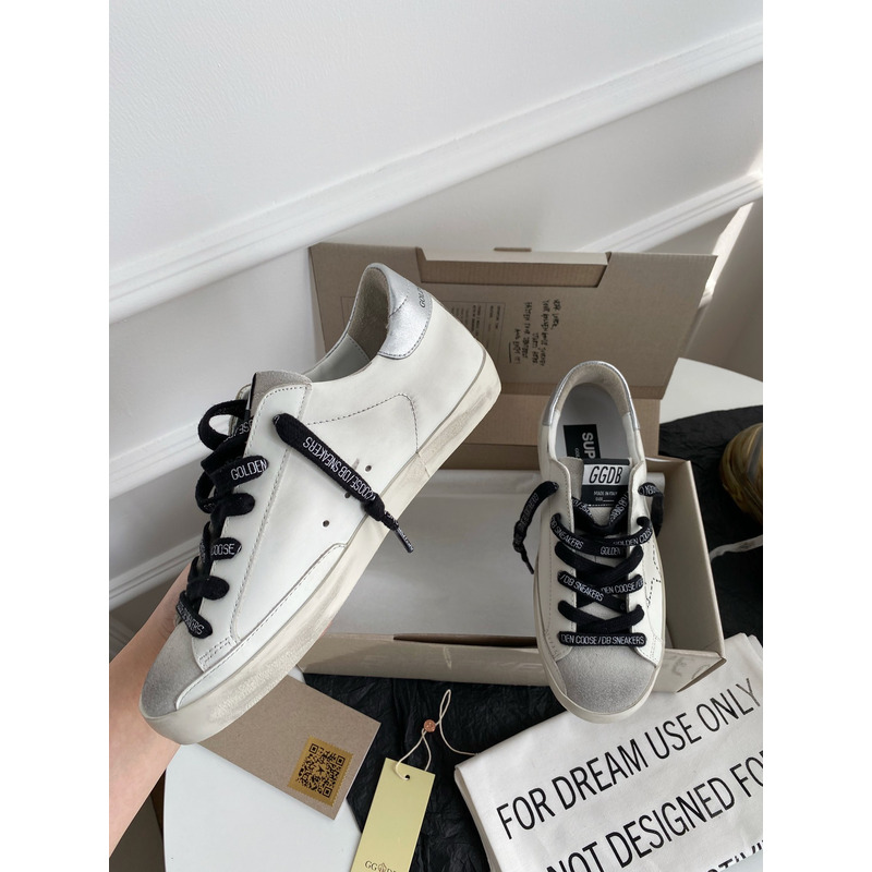 golden goose S*perstar leather sneakers with black laces