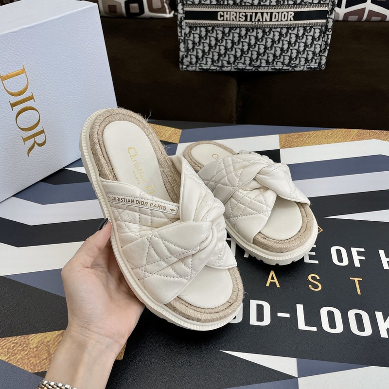 D*or dtwist-slipper leather with cannage motif white