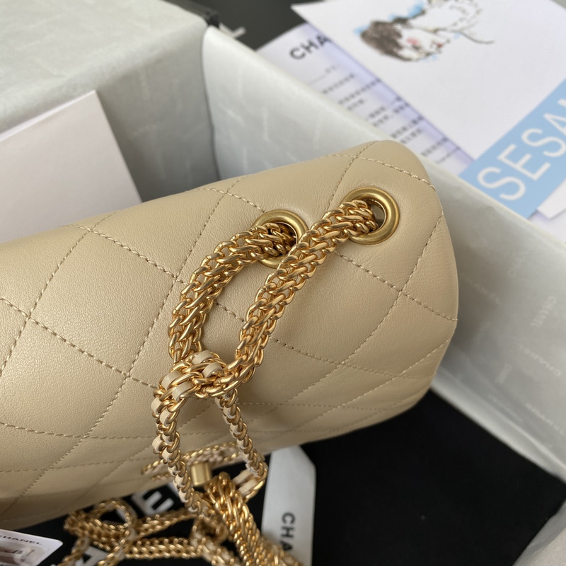 Ch*el small flap bag lambskin aprocit beige