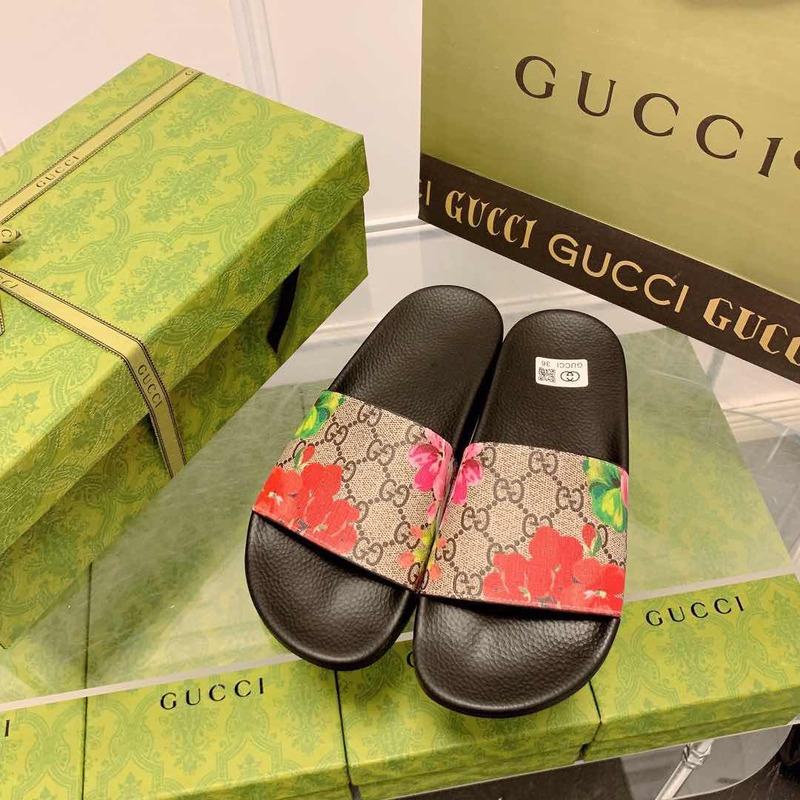 G*u*i floral and logo print pursuit slide sandal