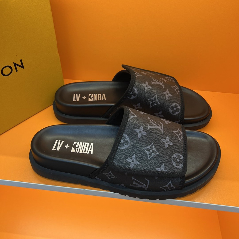 l**is V*t*n x nba miami mules black