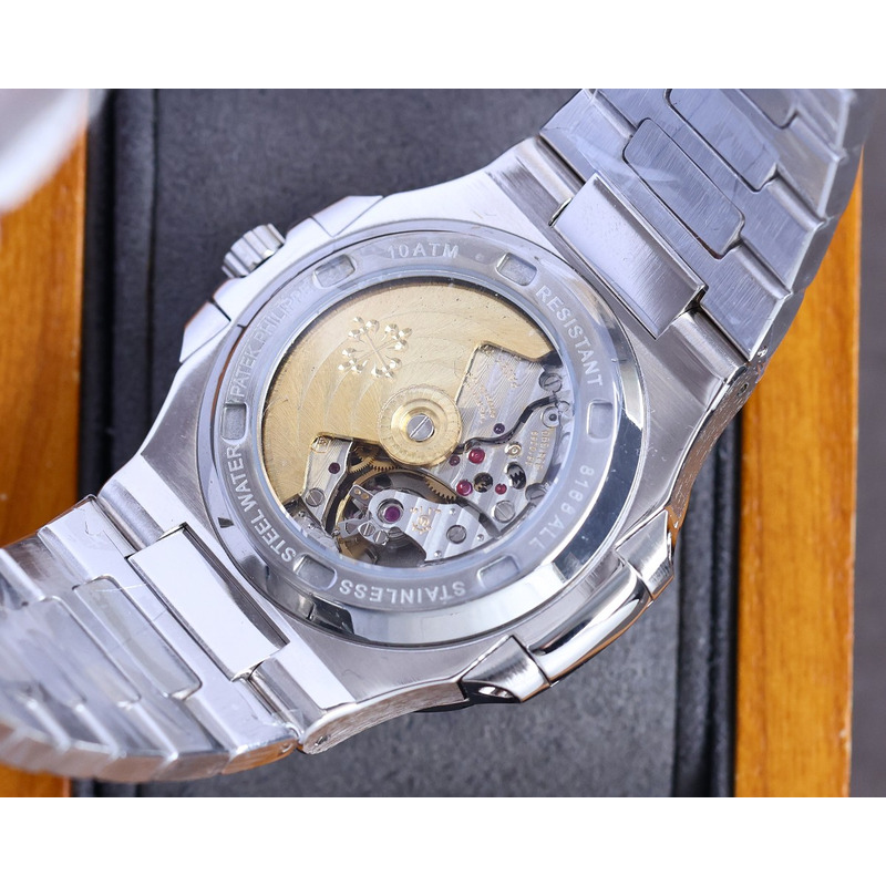 patek philippe nautilus 5711 white/blue emerald Di*m*nd
