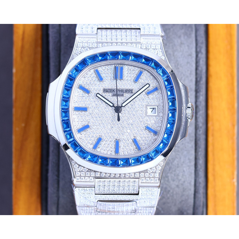 patek philippe nautilus 5711 blue emerald Di*m*nds