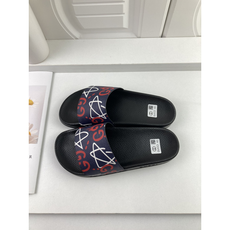 G*u*i leather ghost slide sandal