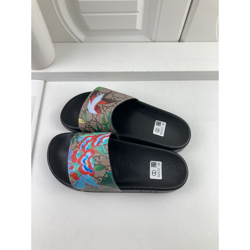 G*u*i  butterfly slides