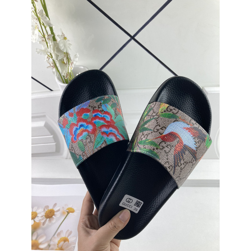 G*u*i  butterfly slides