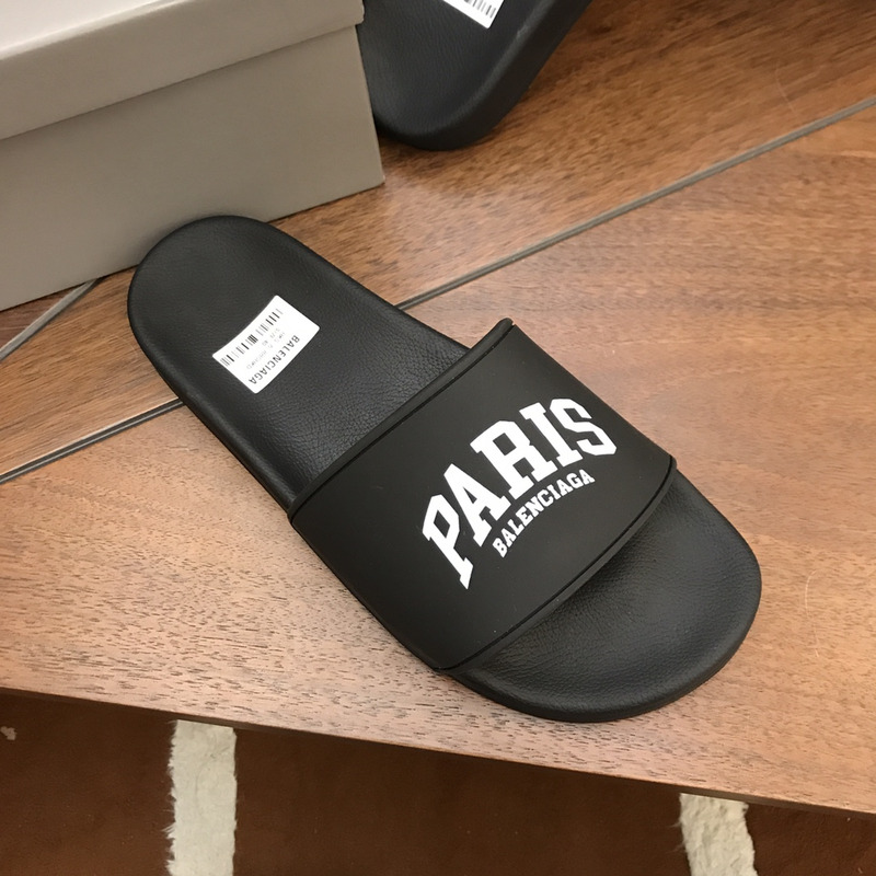 Ba*len*cia*ga paris pool slides black