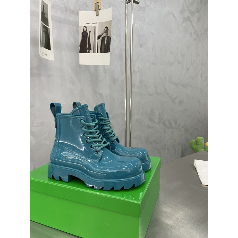 Bo*te*ga ve*ne*ta stride lace-up boots blaster