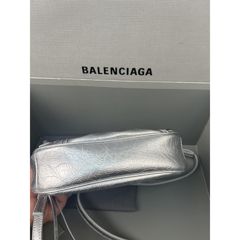 Ba*len*cia*ga le cagole leather shoulder bag sliver