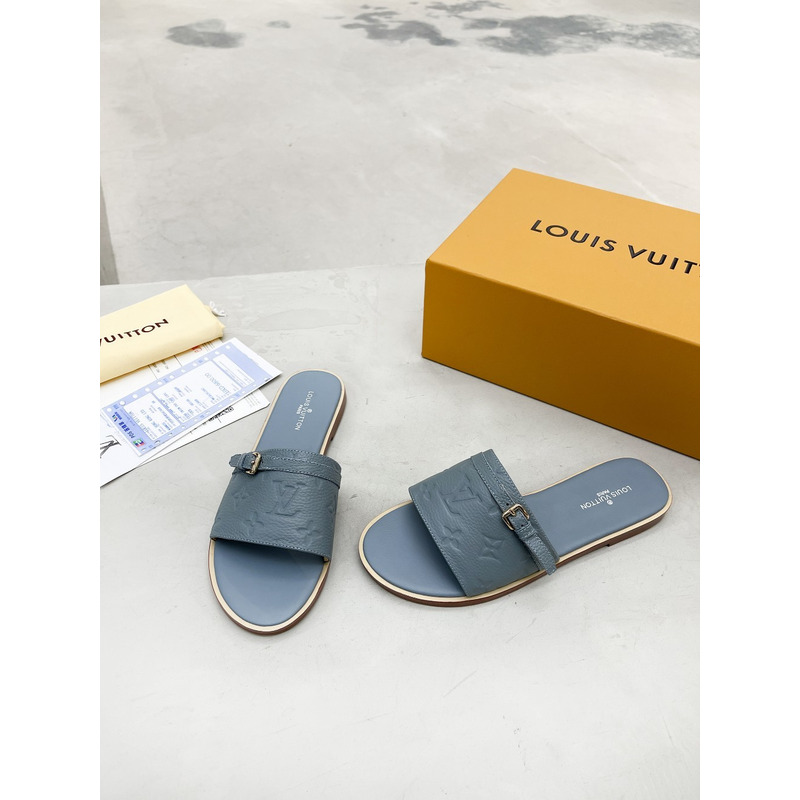 l**is V*t*n flat mules blue