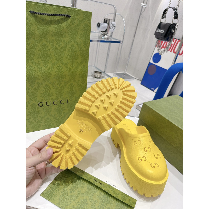G*u*i gg flat rubber slippers yellow