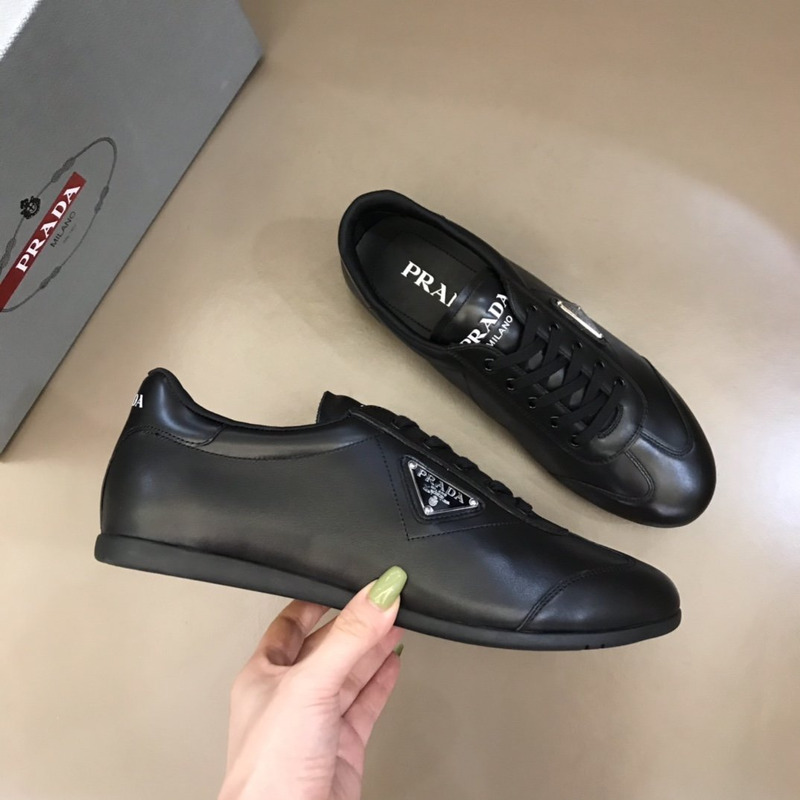 Pra*a logo lace-up leather shoes black