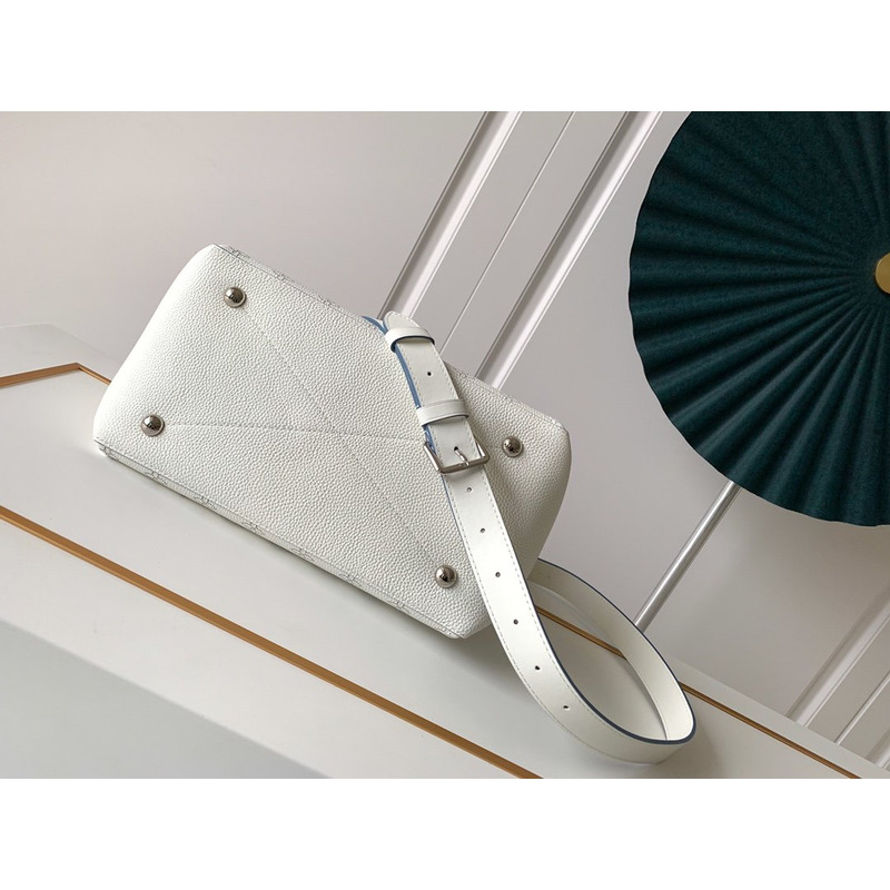 l**is V*t*n beaubourg hobo leather handbag  white m56073