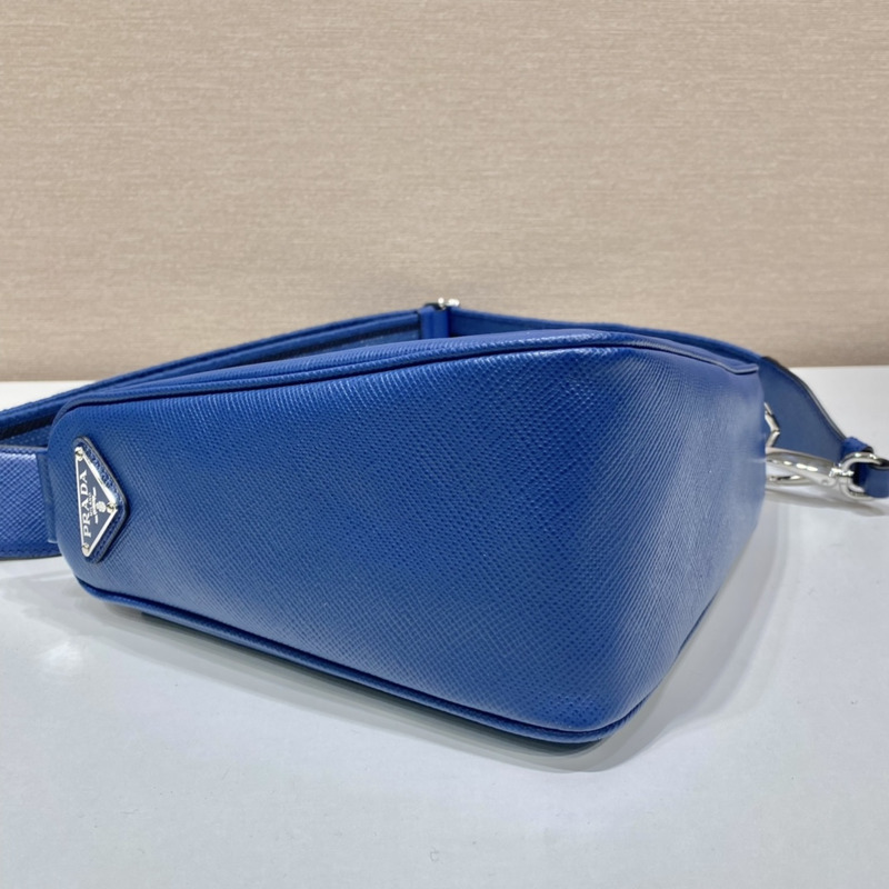 Pra*a triangle leather pouch in blue