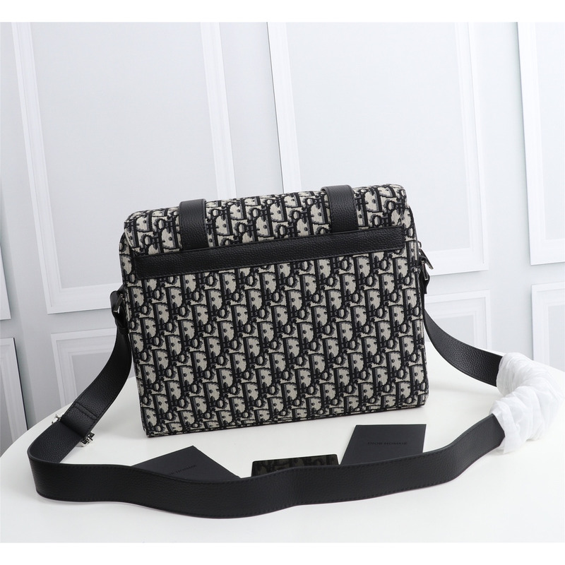 D*or messenger bag oblique jacquard in black