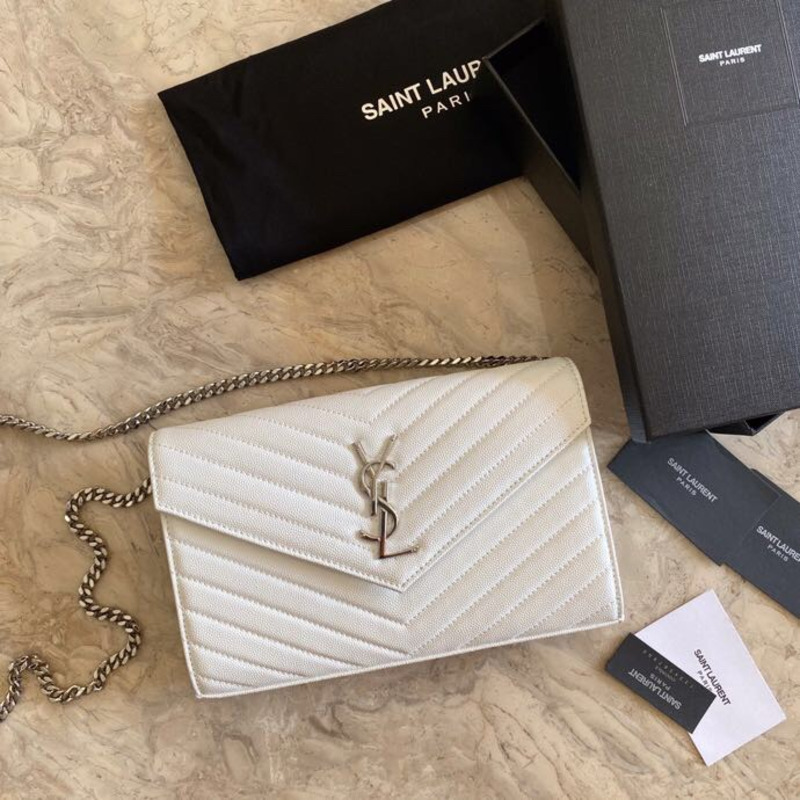 SAINT LAURENT Monogramme quilted textured-leather shoulder bag white