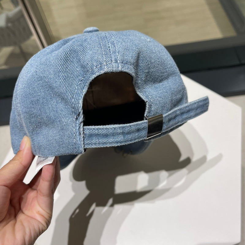 l**is V*t*n metal logo ripped hat blue denim