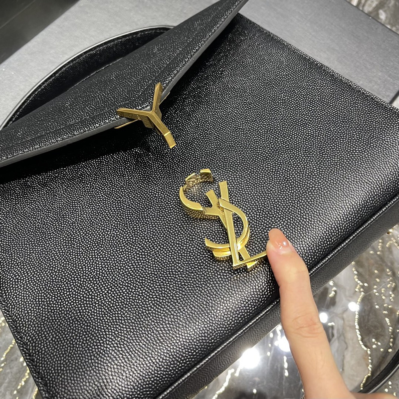 Saint Laurent Cassandra Medium Top Handle Bag In Grain De Poudre Emnossed Leather Black