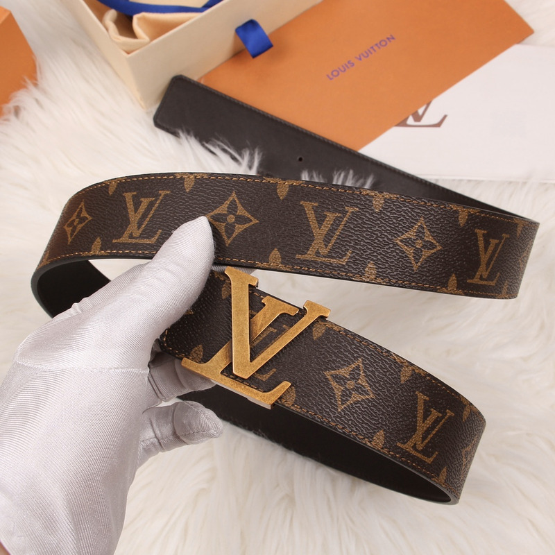 l**is V*t*n lv initiales silver buckle reversible belt