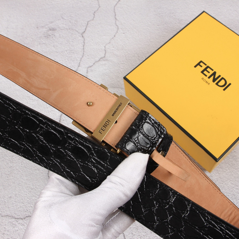 F**di leather belt gold black