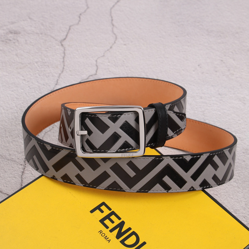 F**di leather sliver belt