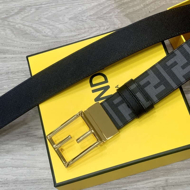 F**di leather belt gold