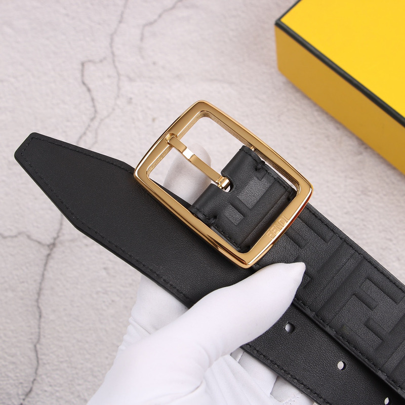 F**di  gold logo belt