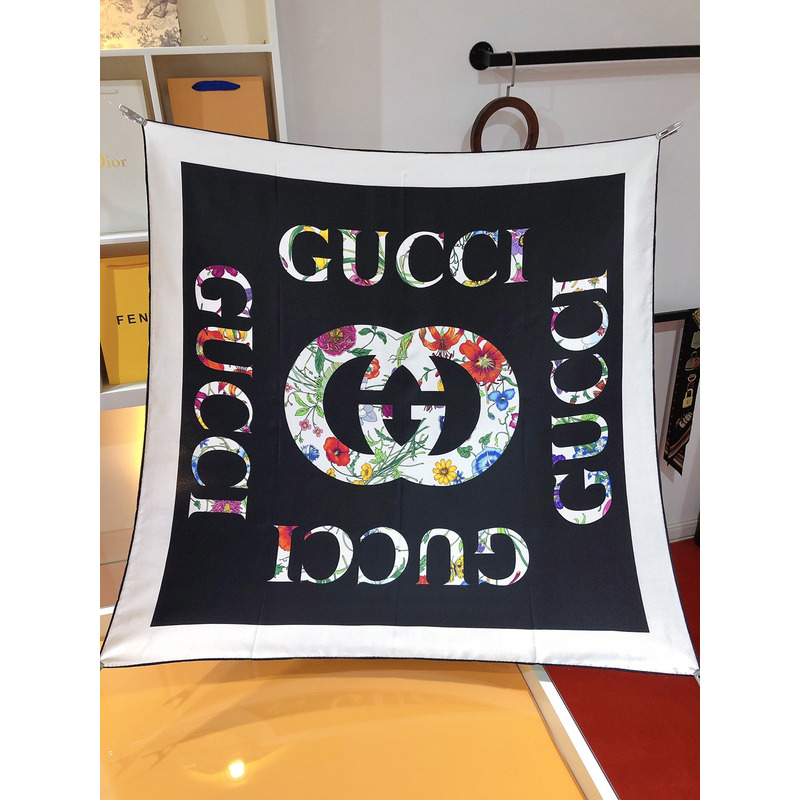 G*u*i flora G*u*i vintage logo print silk shawl