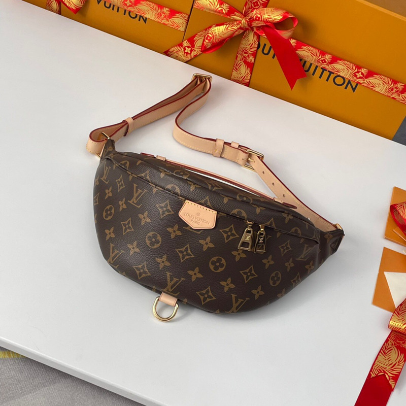 l**is V*t*n monogram bumbag m43644