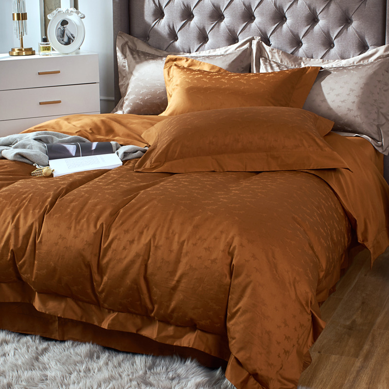 H**mes four piece bed suit bedding brown