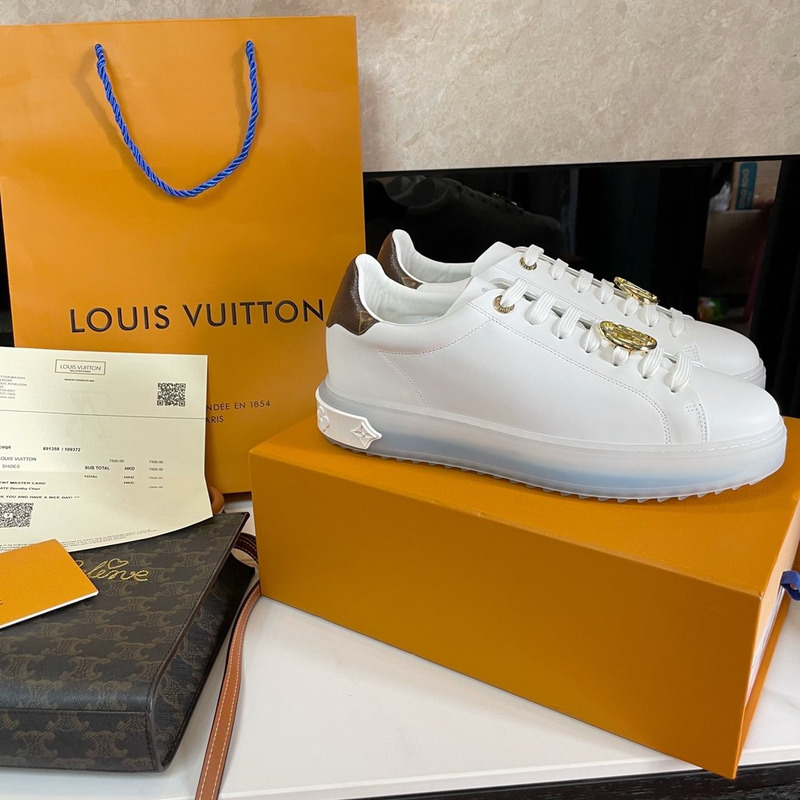 l**is V*t*n frontrow trainer white leather