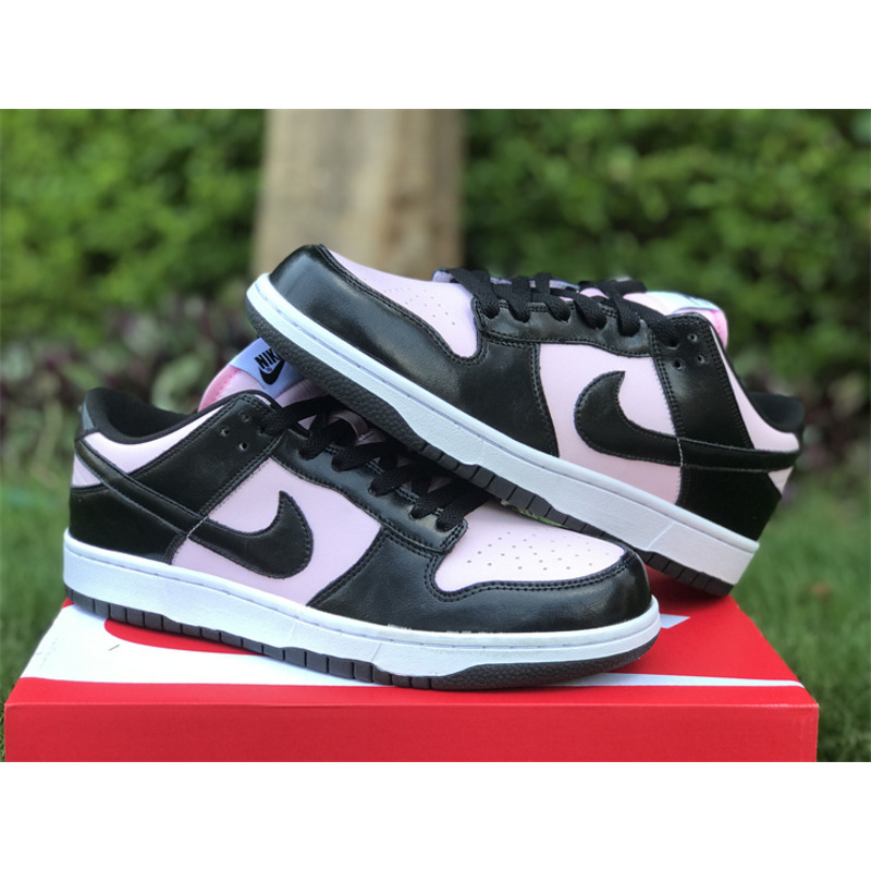 Nike Dunk Low Black Pink