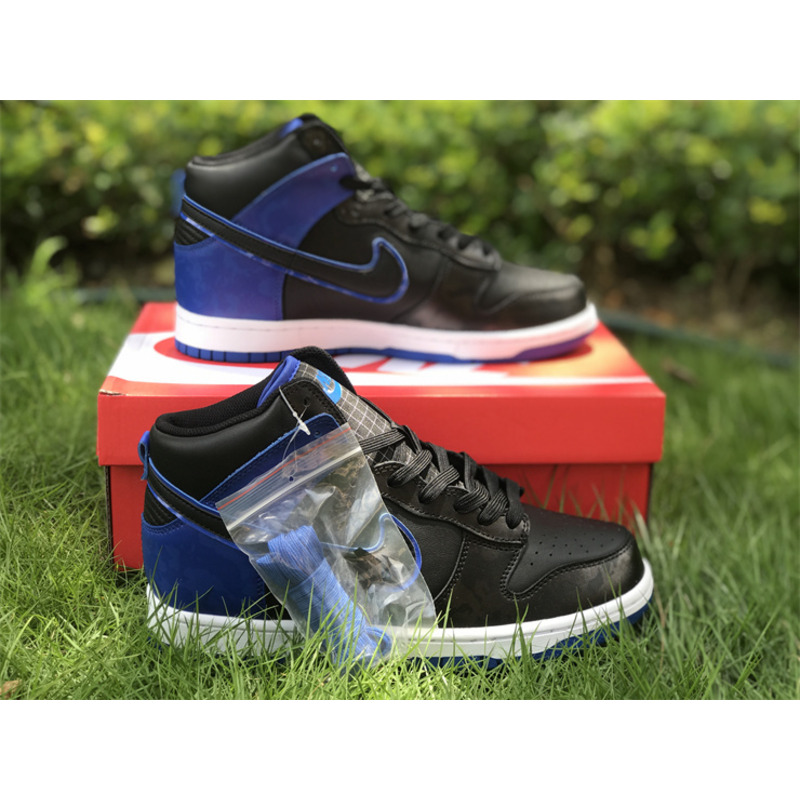 Nike Dunk High Blue Camo Sneakers
