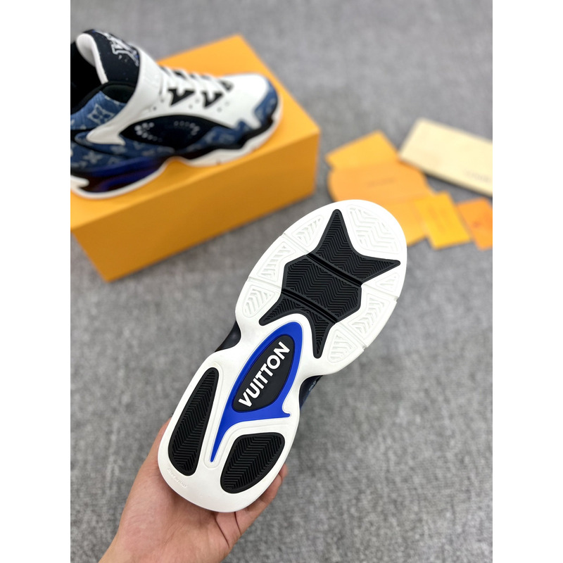 l**is V*t*n trainer 2 sneakers