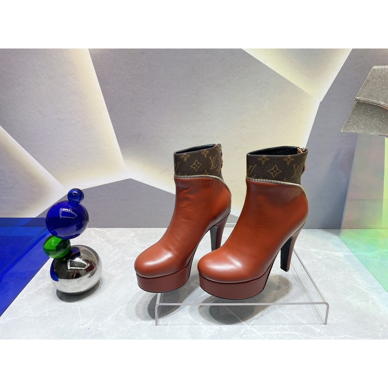 l**is V*t*n afterglow platform ankle boots coffee