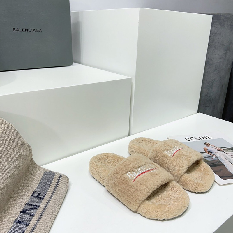 Ba*len*cia*ga logo-embroidered faux shearling slides beige