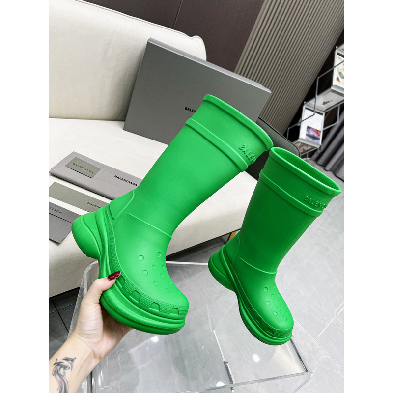 ba*len*cia*ga x Cr*0*s rubber boot green