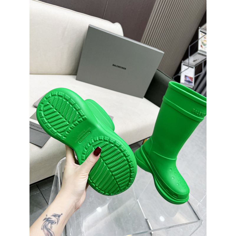 ba*len*cia*ga x Cr*0*s rubber boot green