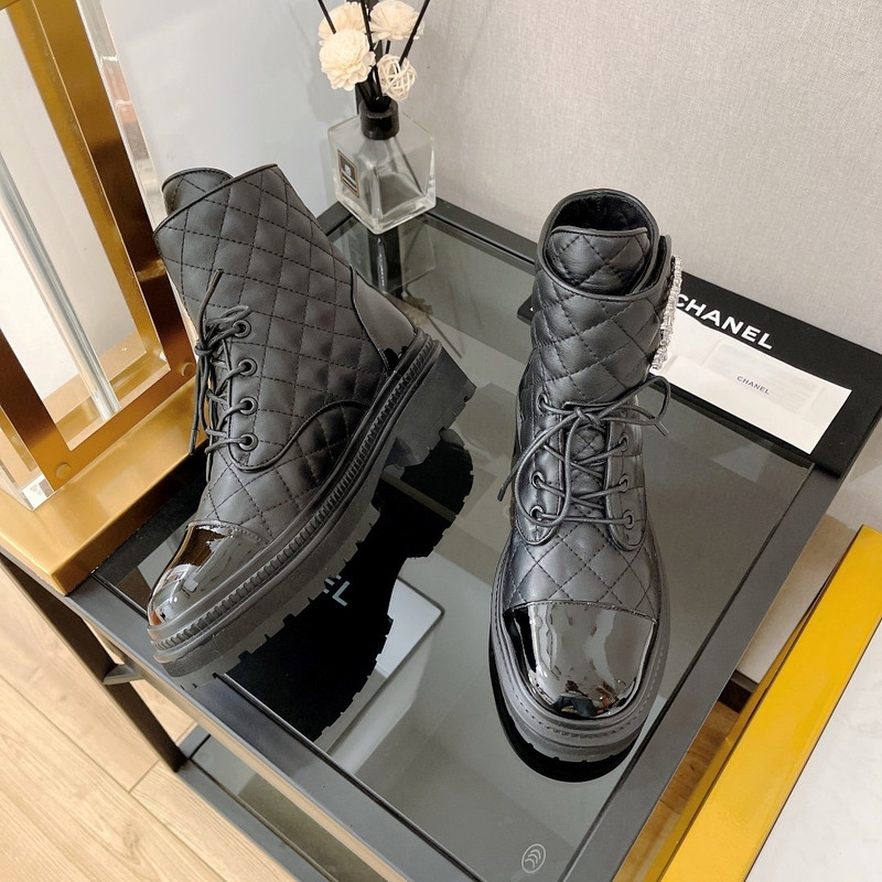 Ch*el cc chain quilted lambskin and calfskin lace up boots black