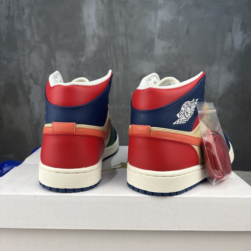 Jordan 1 Mid SE Multi-color Sneaker