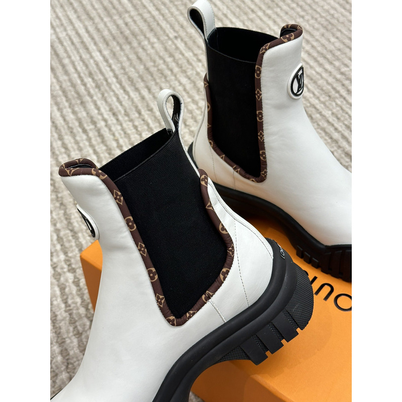 l**is V*t*n ruby ankle boots blanc noir