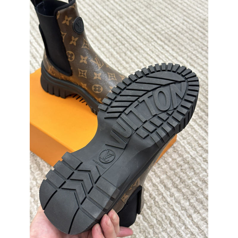 l**is V*t*n ruby ankle boots monogram noir