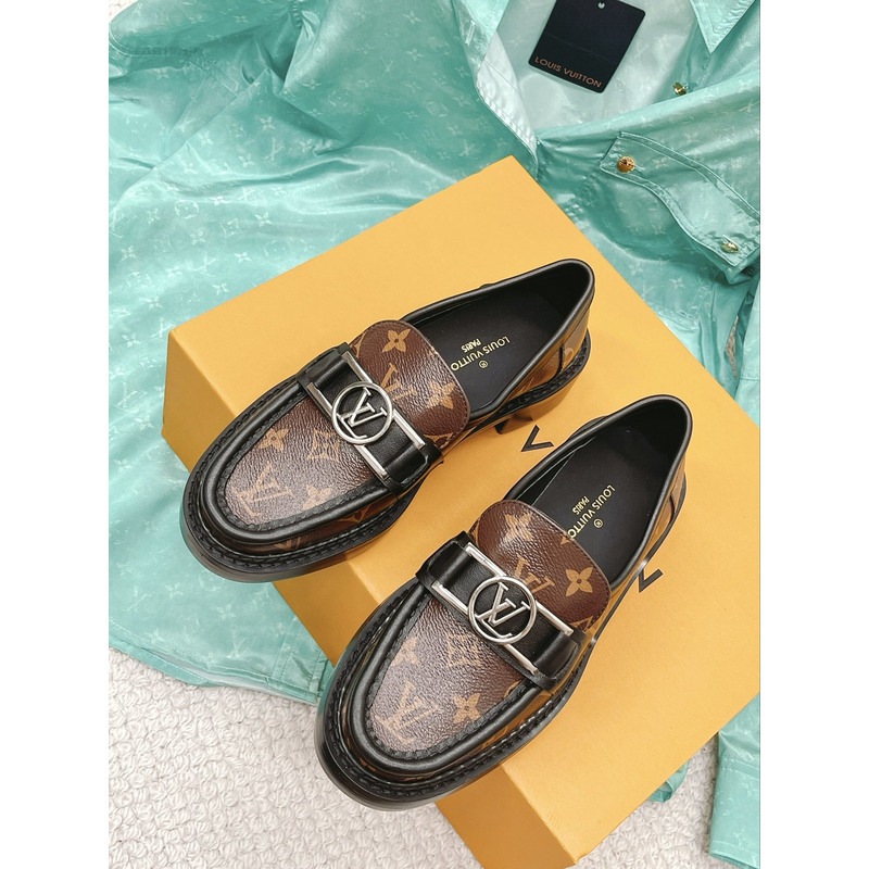 l**is V*t*n chess loafers monogram